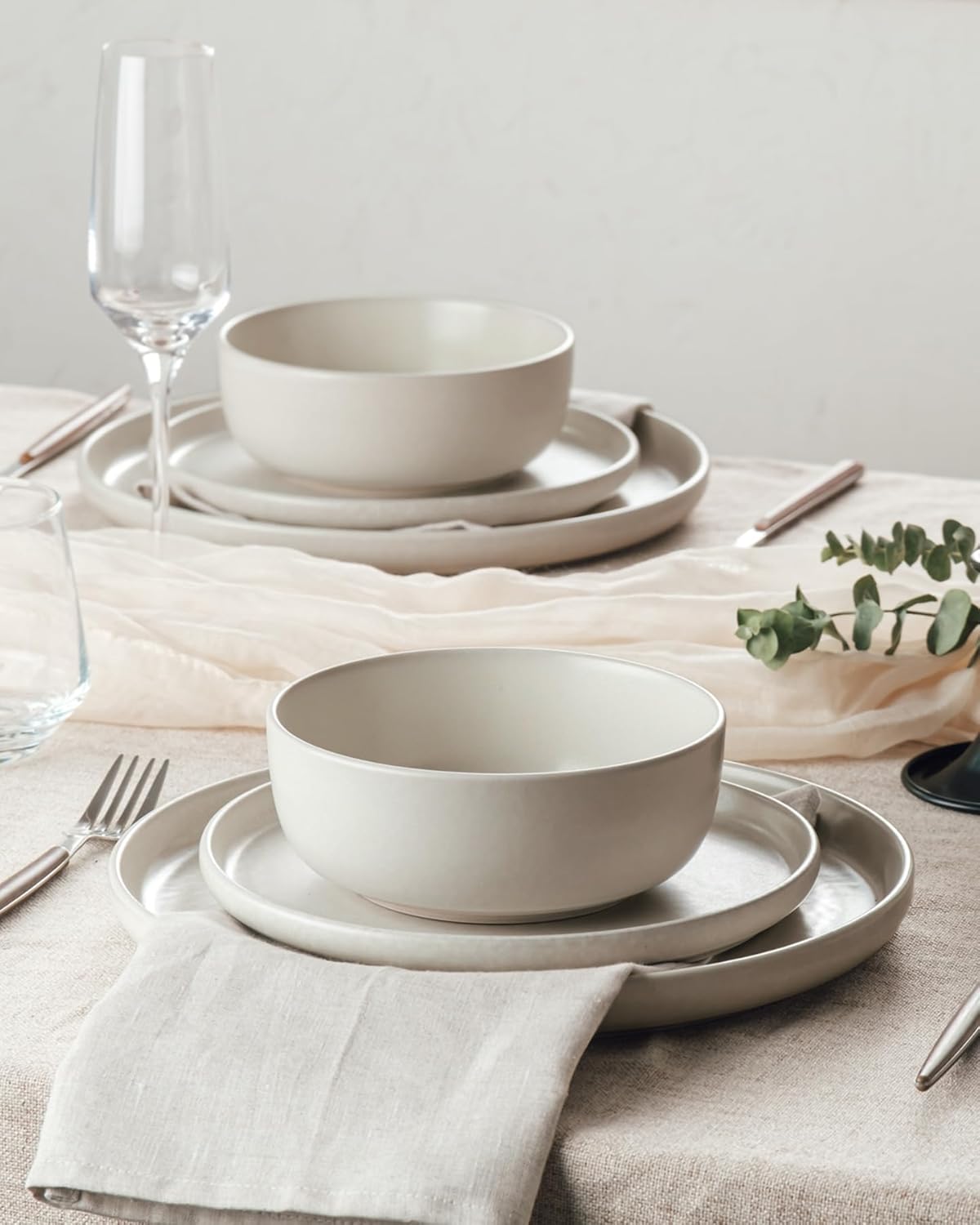 Milkyway stoneware dining set